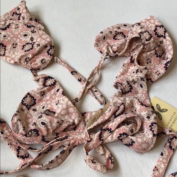 Nightcap bikini set. Never worn - Picture 3 of 6